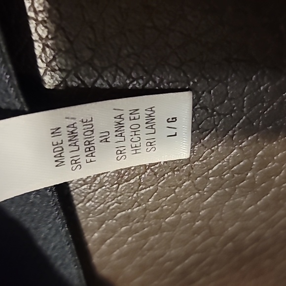 Victoria's secret sports bra large - Picture 3 of 3